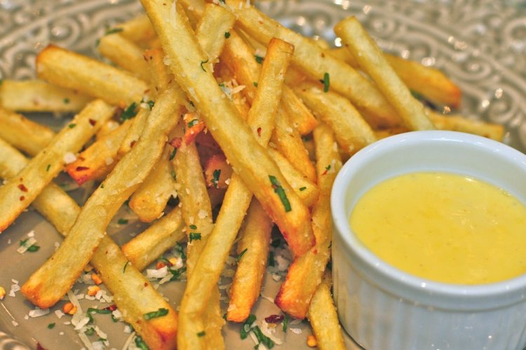 Пряная картошка фри в духовке