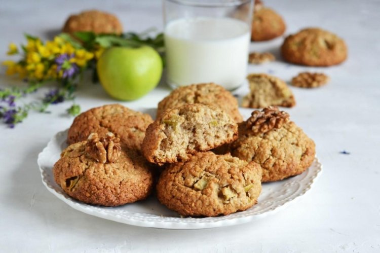 Овсяное печенье с яблоком