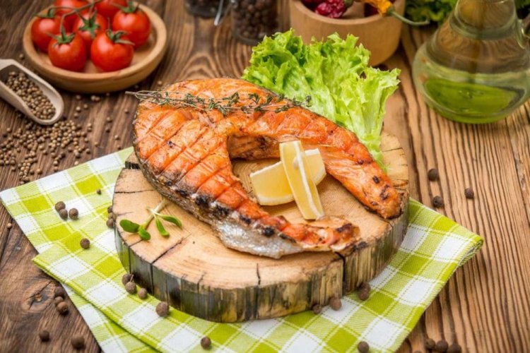 Лосось в оригинальном маринаде на гриле
