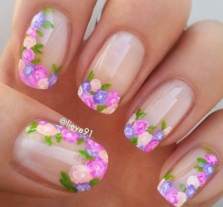 Френч с цветочками