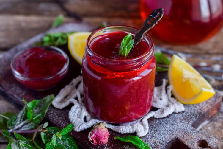 Джем из клубники с лимоном