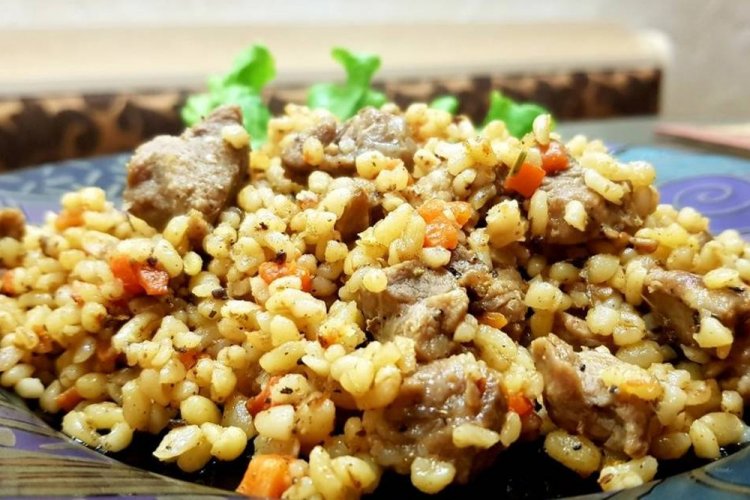 Булгур с мясом на сковороде