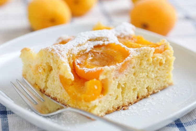 Творожный пирог с абрикосами