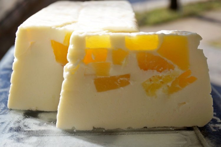 Желе со сгущенкой и ананасами