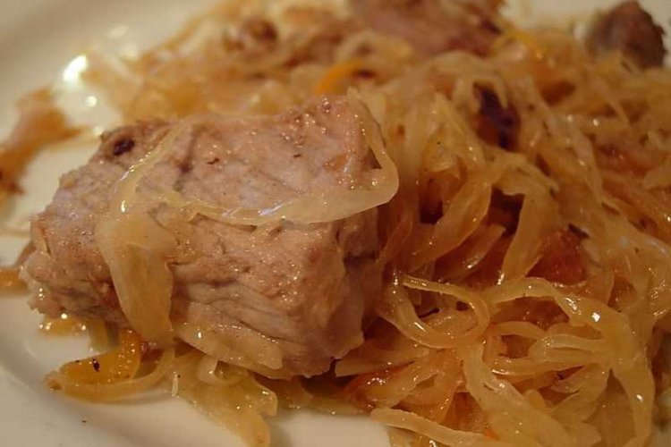 Тушеная баранина с капустой