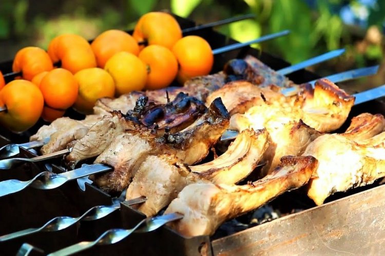 Шашлык из карпа с яблочным уксусом