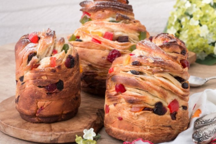 Кулич краффин с изюмом и цукатами
