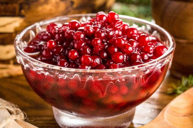 Клюква в собственном соку на зиму