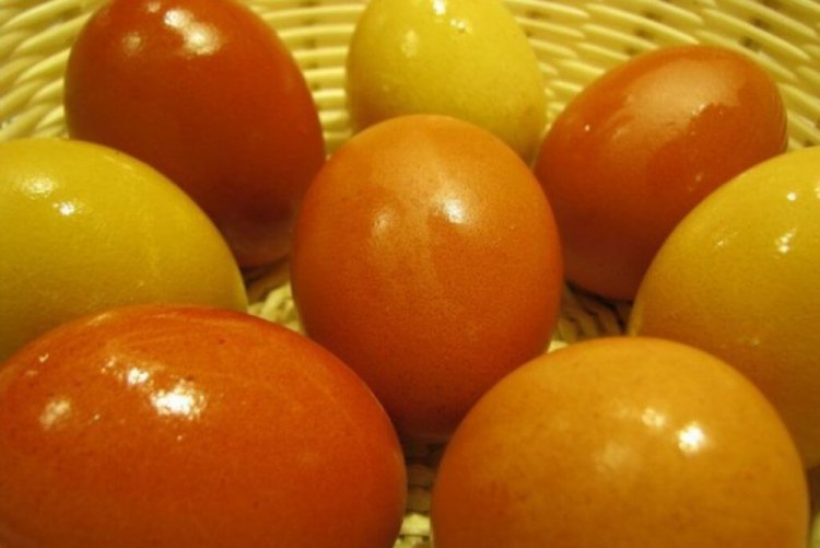 Морковные яйца