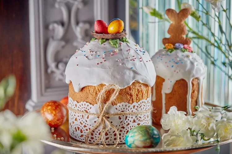 Ленты, кружева и крафт-бумага