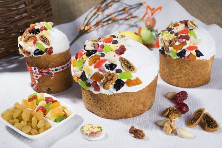 Цукаты, цитрусы, орехи и сухофрукты