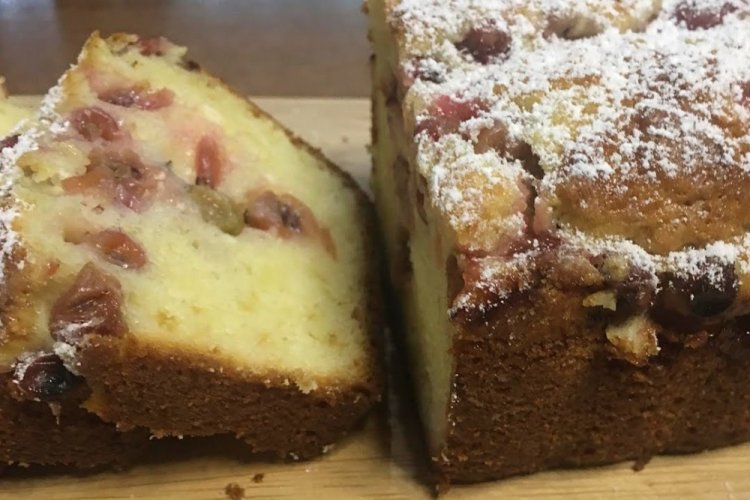 Творожный кекс с крыжовником