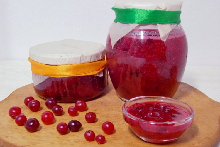 Брусника с сахаром без варки