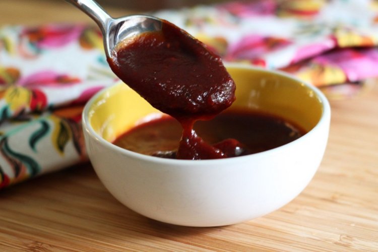 Соус барбекю с нектаринами