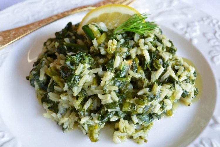 Рис со шпинатом