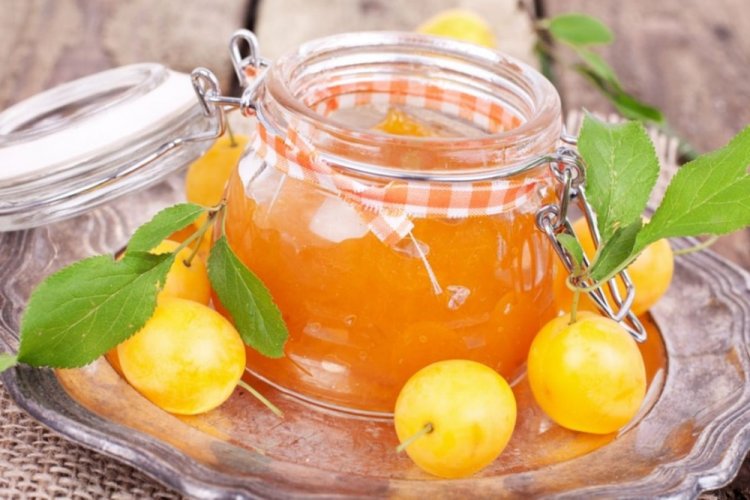 Джем из желтой алычи без косточек