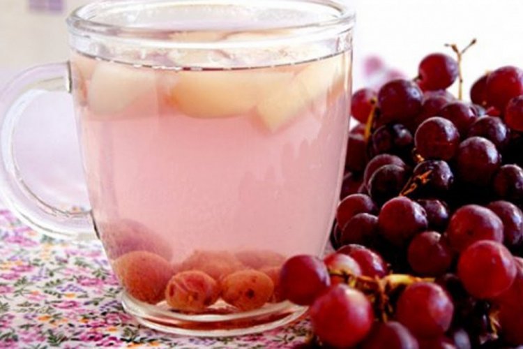 Компот из винограда и яблок