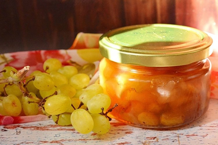 Варенье из винограда с косточками