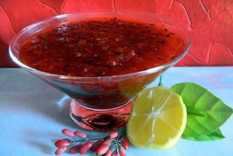 Перетертый барбарис с сахаром на зиму