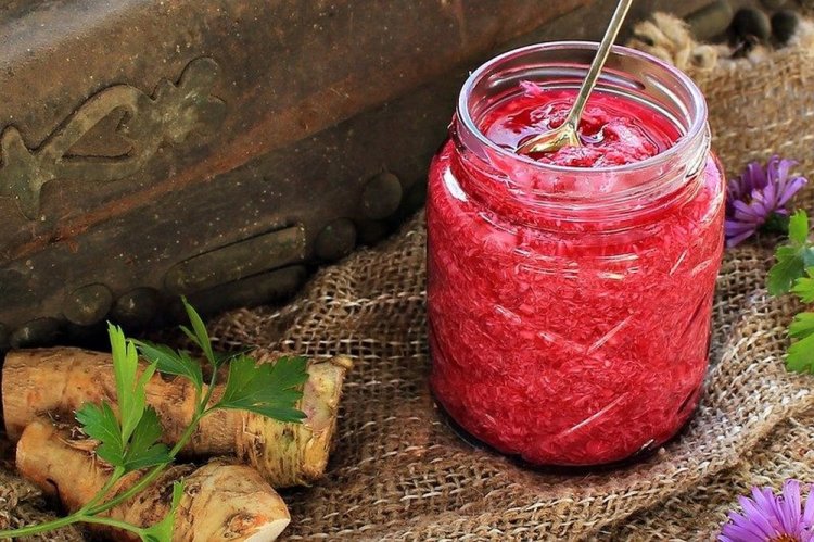 Маринованный хрен со сливами на зиму