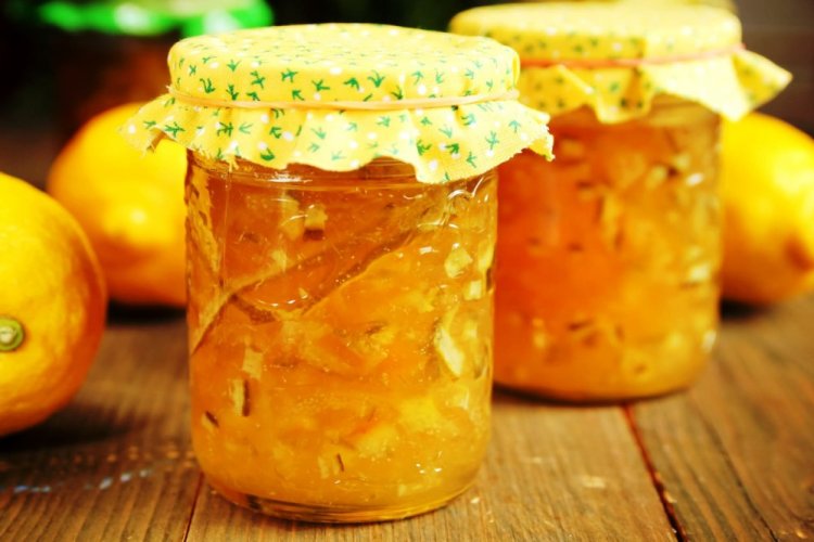 Корень сельдерея с лимоном на зиму