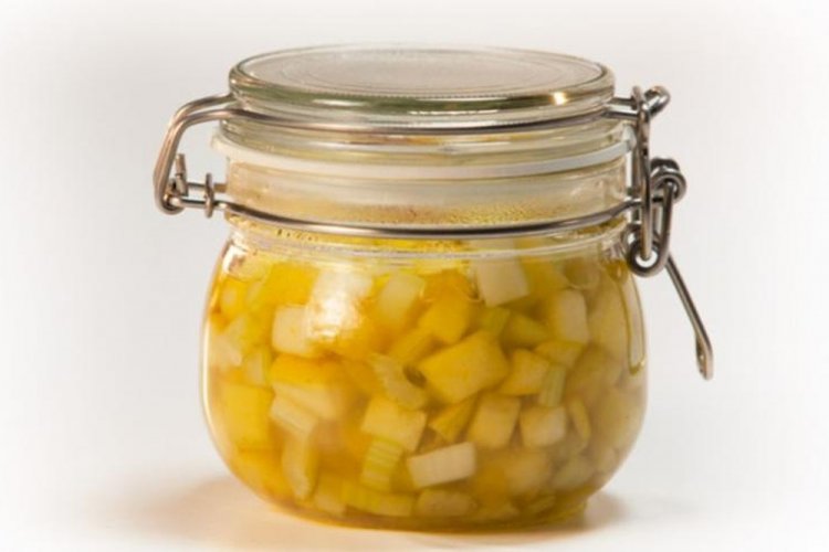 Варенье из сельдерея с яблоком и корицей