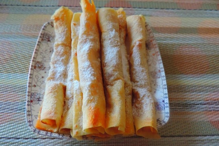 Лаваш с яблоками на сковороде