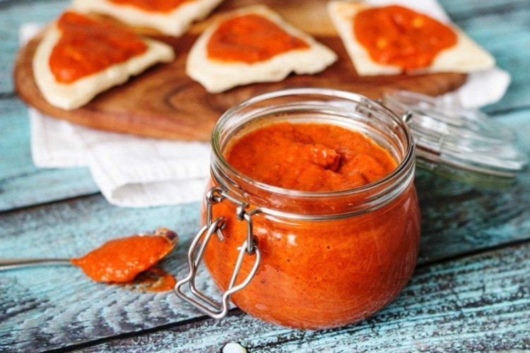 Айвар с острым перцем на зиму