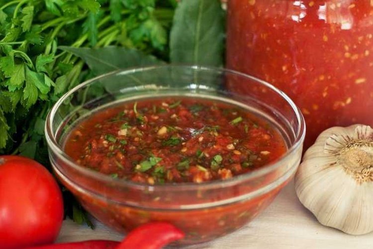 Соус Долмио с зеленью на зиму