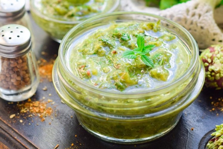 Чатни из яблок и крыжовника