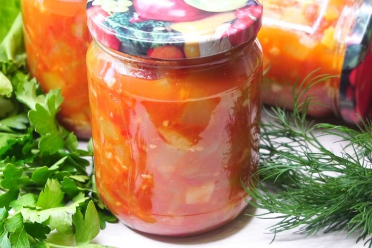 Салат из цукини с помидорами на зиму