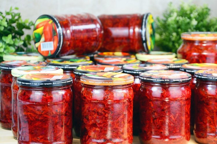 Борщ со свеклой и капустой на зиму