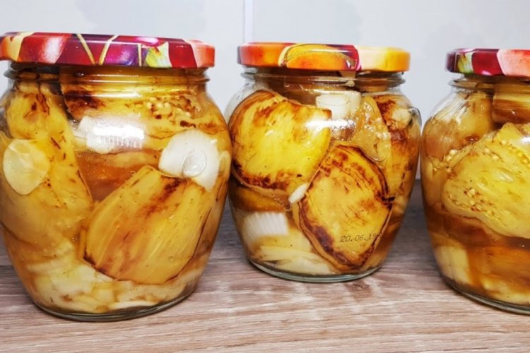 Баклажаны как шашлык с луком на зиму