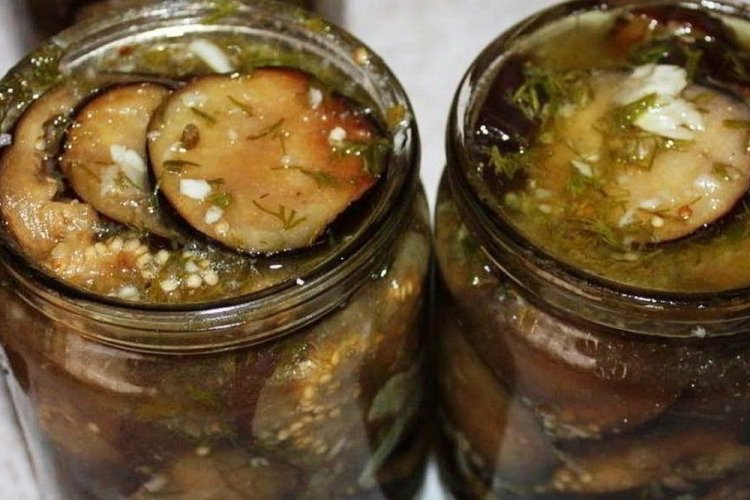 Баклажаны как шашлык с зеленью на зиму