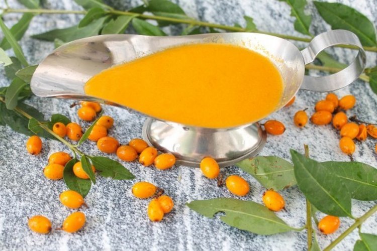 Облепиховый соус с медом и чесноком