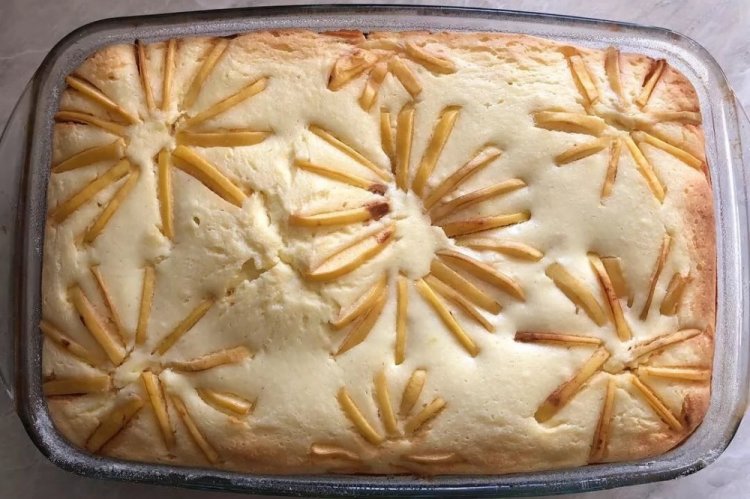 Творожная запеканка с айвой