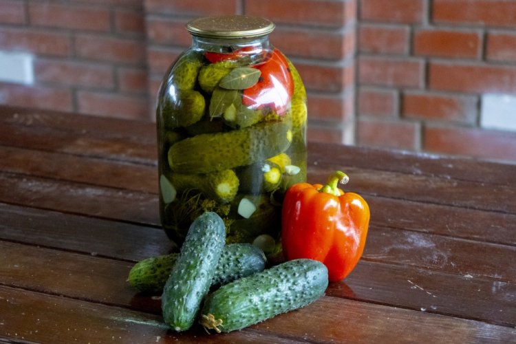 Корнишоны с перцем на зиму