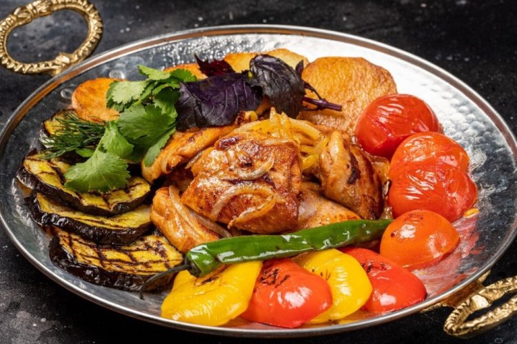 Курица на садже