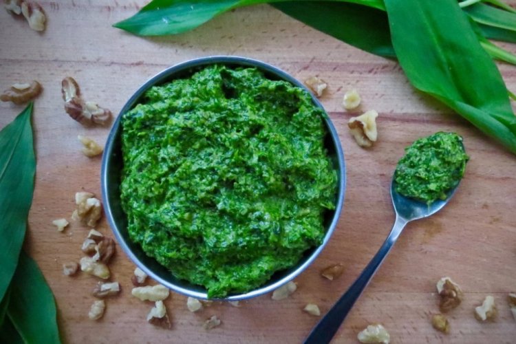 Песто из черемши