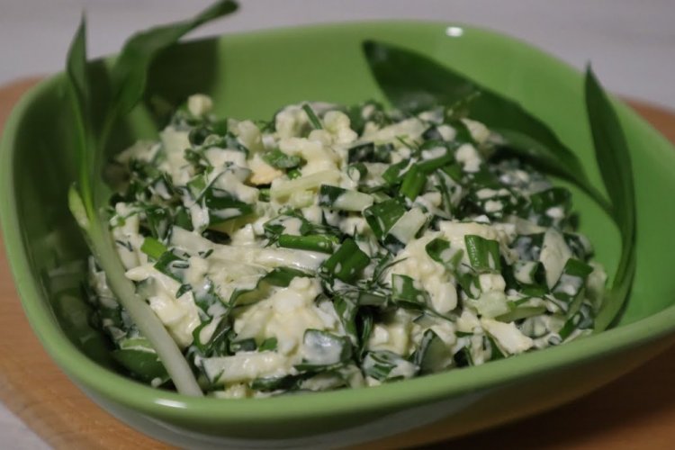 Салат из черемши с фетой