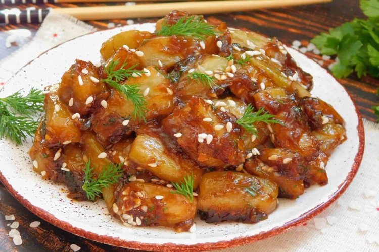 Баклажаны в кисло-сладком соусе с медом