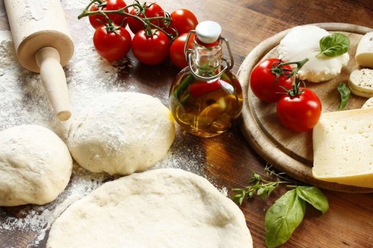Тесто на сметане для тонкой пиццы