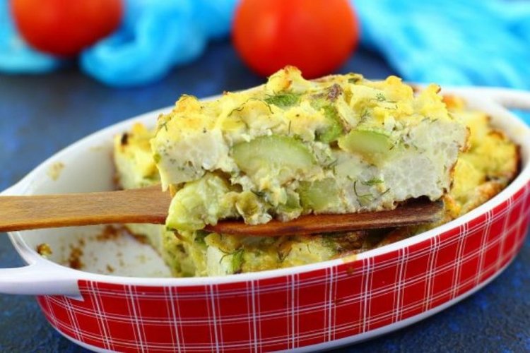 Цветная капуста с курицей и кабачками в духовке