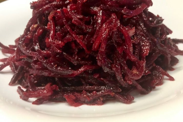 Свекла с луком по-корейски