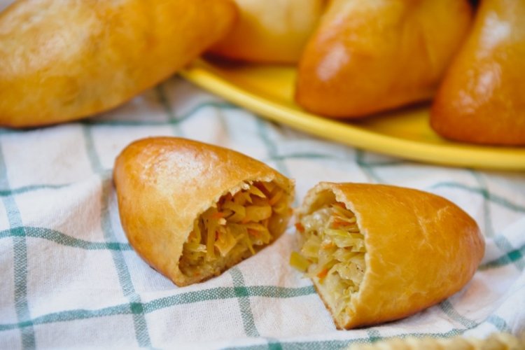 Пирожки с капустой без яиц