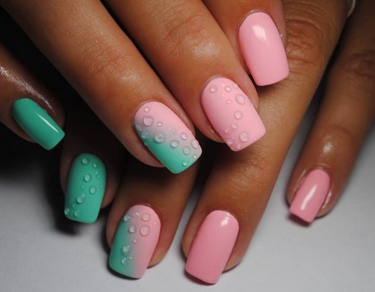 Прозрачный объемный маникюр