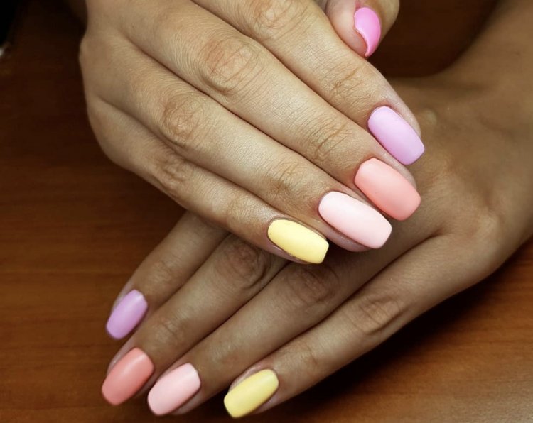 Конфетный маникюр