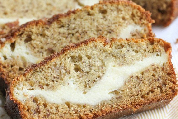 Банановый хлеб с творожным сыром