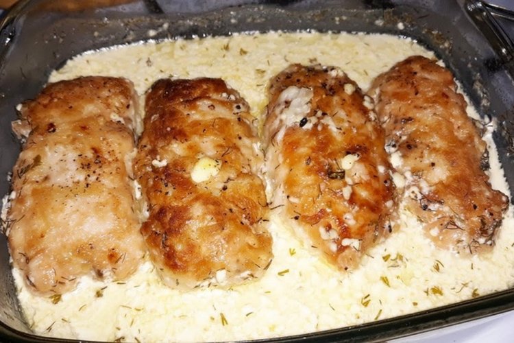 Рулетики из куриного филе с грибами в духовке