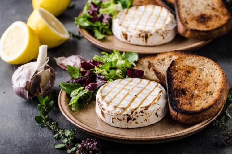 Камамбер на гриле